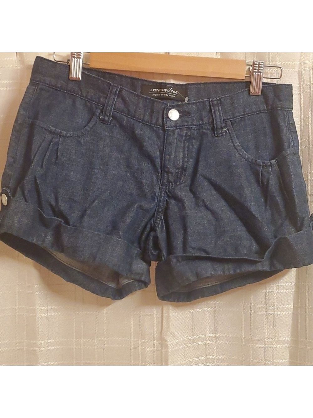 Londonjean Shorts Womens Size 6 Blue Denim Jean Shorts Distressed 100% Cotton‎